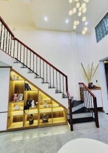 Cự Khối Long Biên-Nhà Mới xây 40m Ô TÔ TRÁNH, VỈA HÈ, KINH DOANH