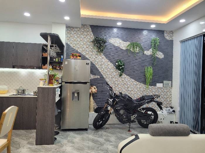 Bán nhà Trường Chinh, 45m2 (5.6x8)m, giá đã giảm sâu 8.9 tỷ