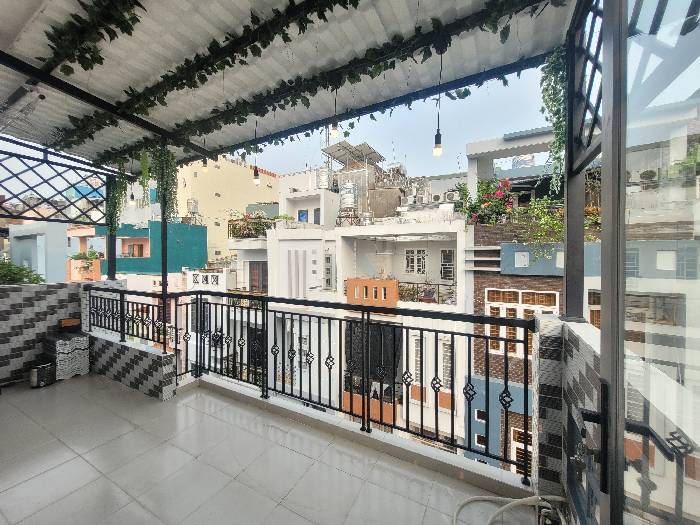 Bán nhà Trường Chinh, 45m2 (5.6x8)m, giá đã giảm sâu 8.9 tỷ