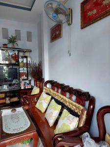 Nhà góc 2 măt tiền , vị trí kinh doanh 6,5 tỷ