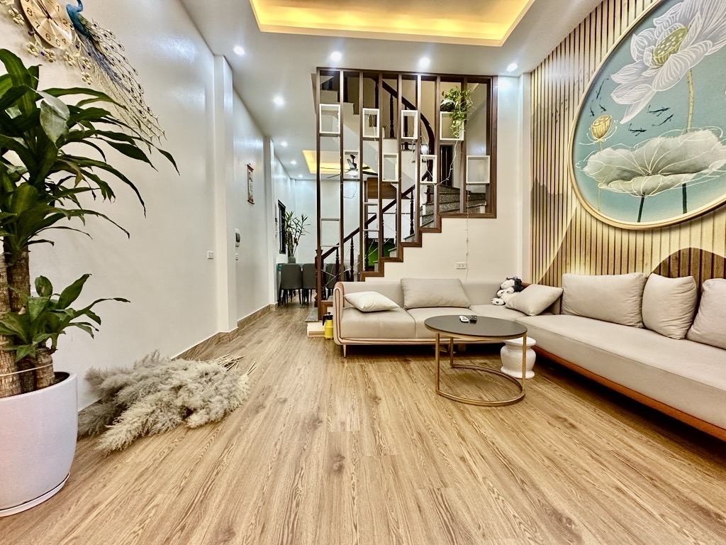 B.Á.N NHÀ KHƯƠNG TRUNG_NGÕ NÔNG _VIEW THOÁNG_42M2x5T_7.3 TỶ