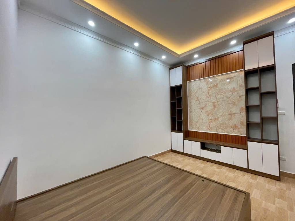 B.Á.N NHÀ NGUYỄN TRÃI_ NGÕ THÔNG_CĂN GÓC_OTO ĐỖ CỬA_45M2_4 TẦNG_7.25 TỶ