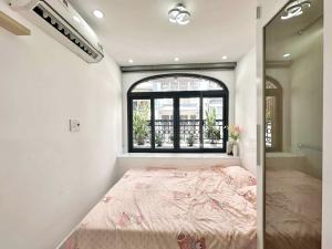 Bán nhà đẹp - hẻm xe hơi- 4tỷ