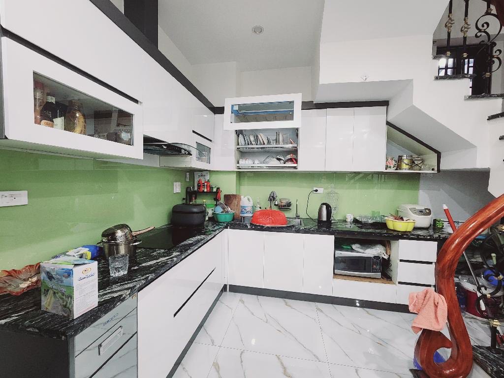 Nhà đẹp Hồ Tùng Mậu 30m2 x 6 tầng đẹp lung linh, hàng xóm với  Golmark City.