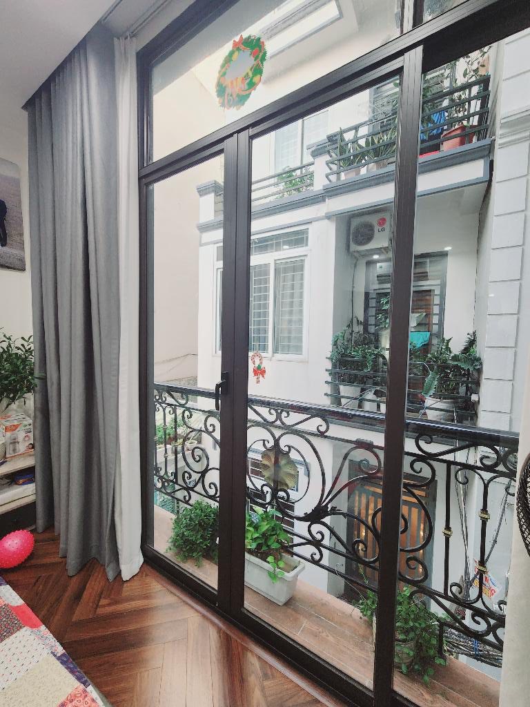 Nhà đẹp Hồ Tùng Mậu 30m2 x 6 tầng đẹp lung linh, hàng xóm với  Golmark City.