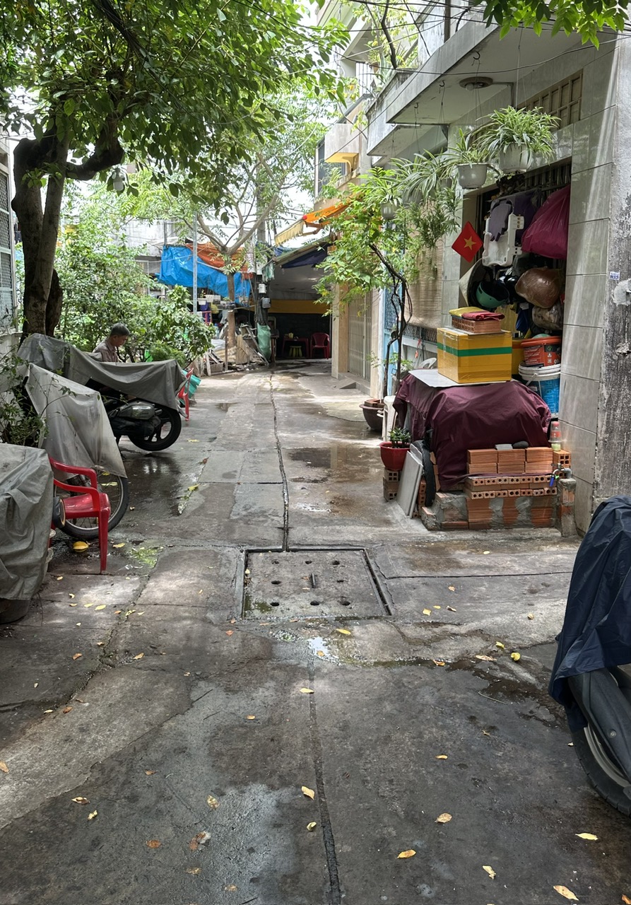 BÁN NHÀ HẺM HÒA HƯNG Q10, 40m2, 4 TẦNG, 7.5 TỶ