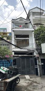 BÁN NHÀ NGAY CHỢ HÒA HƯNG Q10, 4X8M, 3 TẦNG, 6.75 TỶ