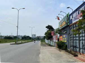 B.Á.N NHÀ MẶT TIỀN GẦN XA LỘ HÀ NỘI - NGANG 7 - NHỈNH 8 TỈ