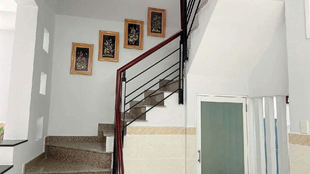 NGUYỄN THỊ THẬP Q7 4.5x12 TT HÀNH CHÍNH 9.5 TỶ