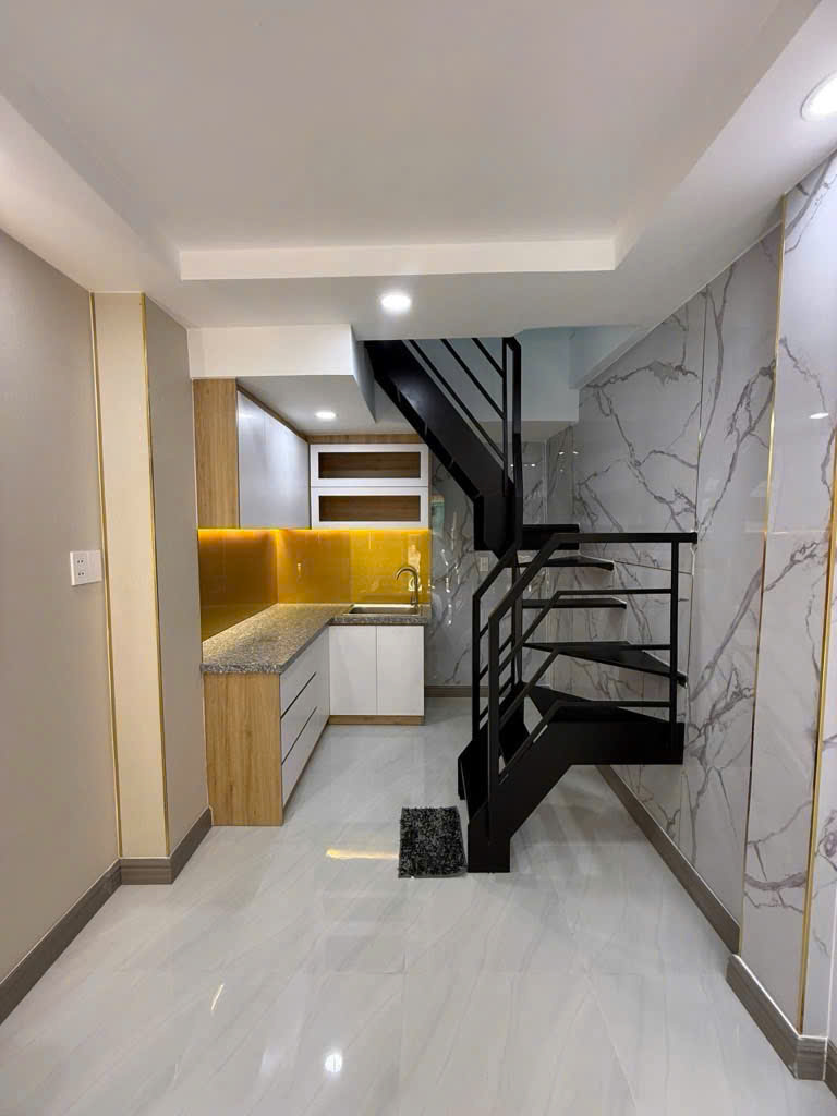 HIẾM - MẶT TIỀN VỪA Ở VỪA KINH DOANH - SỔ A4 - NHÀ ĐẸP 20M2 - CHỈ 2.8TỶ