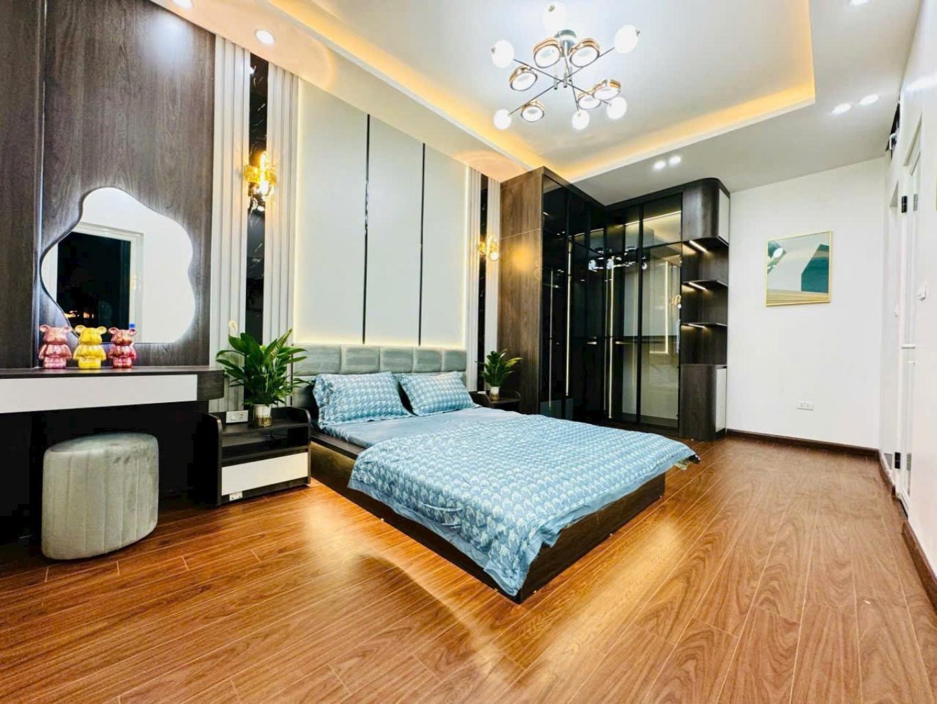 Bán nhà Thuỵ Khuê, Dân Trí tuyệt vời, nhà mới đẹp full nội thất, tiện ích