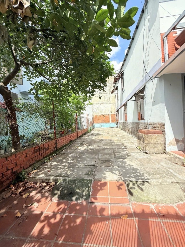 Bán đất Lê Văn Quới, Bình Tân, 70m2, mặt tiền, khu xây cao tầng, sổ vuông