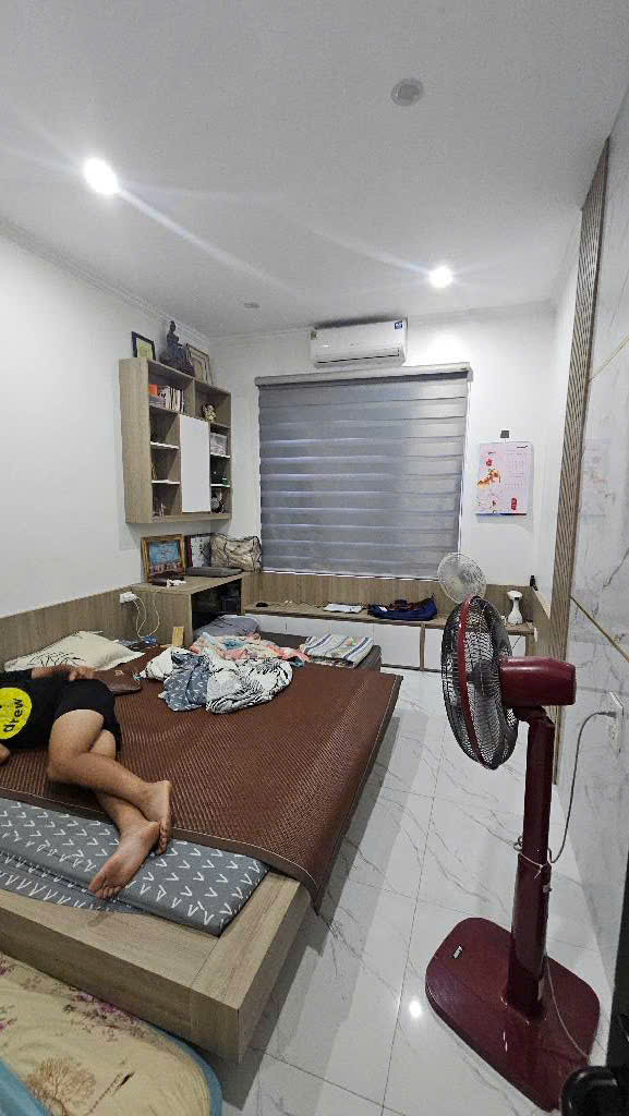 BÁN NHÀ HOÀNG MAI 69M2 GIÁ CHÀO 9.2 TỶ, NGÕ THÔNG Ô TÔ TRÁNH