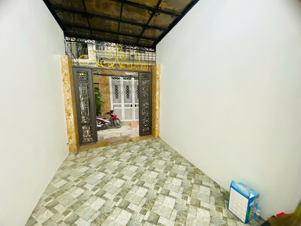 BÁN NHÀ HOÀNG VĂN THỤ - HOÀNG MAI 65M2 GIÁ CHÀO 11.999 TỶ, 30M RA MẶT PHỐ