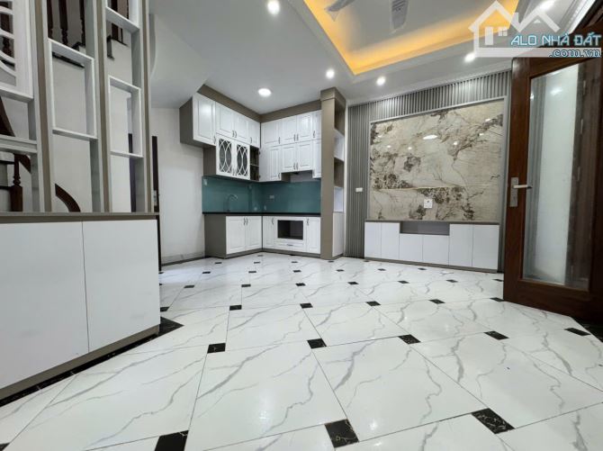 BÁN NHÀ PHƯỜNG ĐÔNG NGẠC - Bắc Từ Liêm. DT35m x 5T (Ô tô cách nhà 10m)