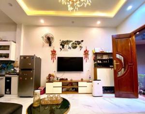 BỒ ĐỀ LONG BIÊN MẶT ĐƯỜNG LỚN - KINH DOANH VÔ ĐỐI - VỊ TRÍ TUYỆT ĐỈNH