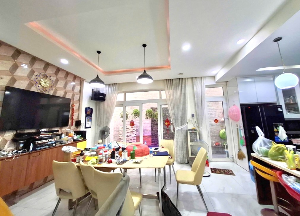 CHÍNH CHỦ CHƯA QUA ĐẦU TƯ - SIÊU PHẨM BIỆT THỰ MINI QUẬN 8 - 128M2 (8x16) CÔNG VIÊN TRƯỚC NHÀ - 4 TẦNG SÂN THƯỢNG - PHÒNG GIẢI TRÍ QUẦY BAR, 26.5 TỶ P5Q8