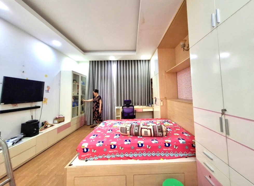 CHÍNH CHỦ CHƯA QUA ĐẦU TƯ - SIÊU PHẨM BIỆT THỰ MINI QUẬN 8 - 128M2 (8x16) CÔNG VIÊN TRƯỚC NHÀ - 4 TẦNG SÂN THƯỢNG - PHÒNG GIẢI TRÍ QUẦY BAR, 26.5 TỶ P5Q8