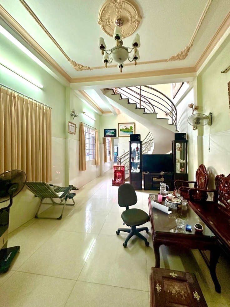 BÁN NHÀ HUỲNH TẤN PHÁT Q7 – 201M2, NỞ HẬU TÀI LỘC – Ô TÔ QUAY ĐẦU – GIÁ TỐT