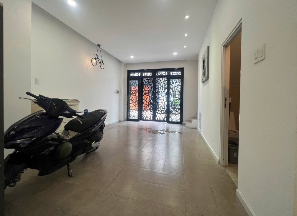BÁN NHÀ 3 TẦNG – HẺM 7M VIP – LÂM VĂN BỀN Q7 – Giá 10.x TỶ