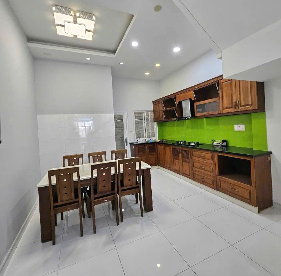 BÁN NHÀ MẶT TIỀN KINH DOANG ĐƯỜNG SỐ SÁT LÂM VĂN BỀN Q7, 4X20M. GIÁ 13.3 TỶ