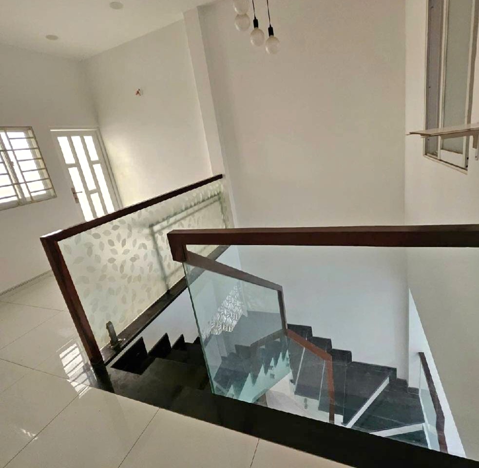 BÁN NHÀ MẶT TIỀN KINH DOANG ĐƯỜNG SỐ SÁT LÂM VĂN BỀN Q7, 4X20M. GIÁ 13.3 TỶ