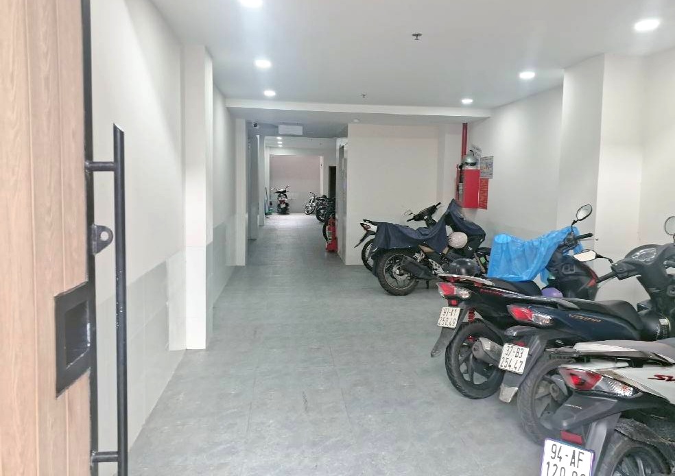 BÁN TÒA NHÀ CĂN HỘ DỊCH VỤ 6 TẦNG – HẺM 10M – TRUNG TÂM QUẬN 7 – CÓ THANG MÁY – THU NHẬP ỔN ĐỊNH