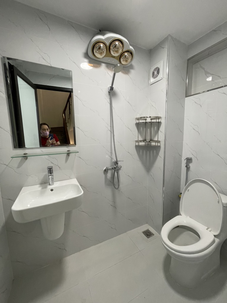 Bán Nhà Đê La Thành, 41,3m2x4, VÀI BƯỚC RA NGÕ OTO. Giá nhỉnh 8 tỷ.