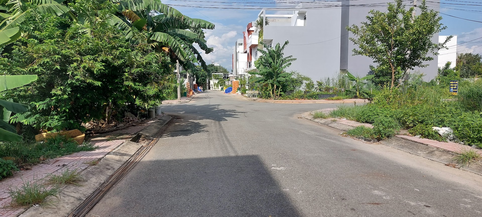 NHÀ ĐẸP GIÁ RẺ GẦN VINHOMES GRAND PARK Q9 – GIÁ CHỈ 4.3 TỶ - TIỀM NĂNG TĂNG GIÁ CAO