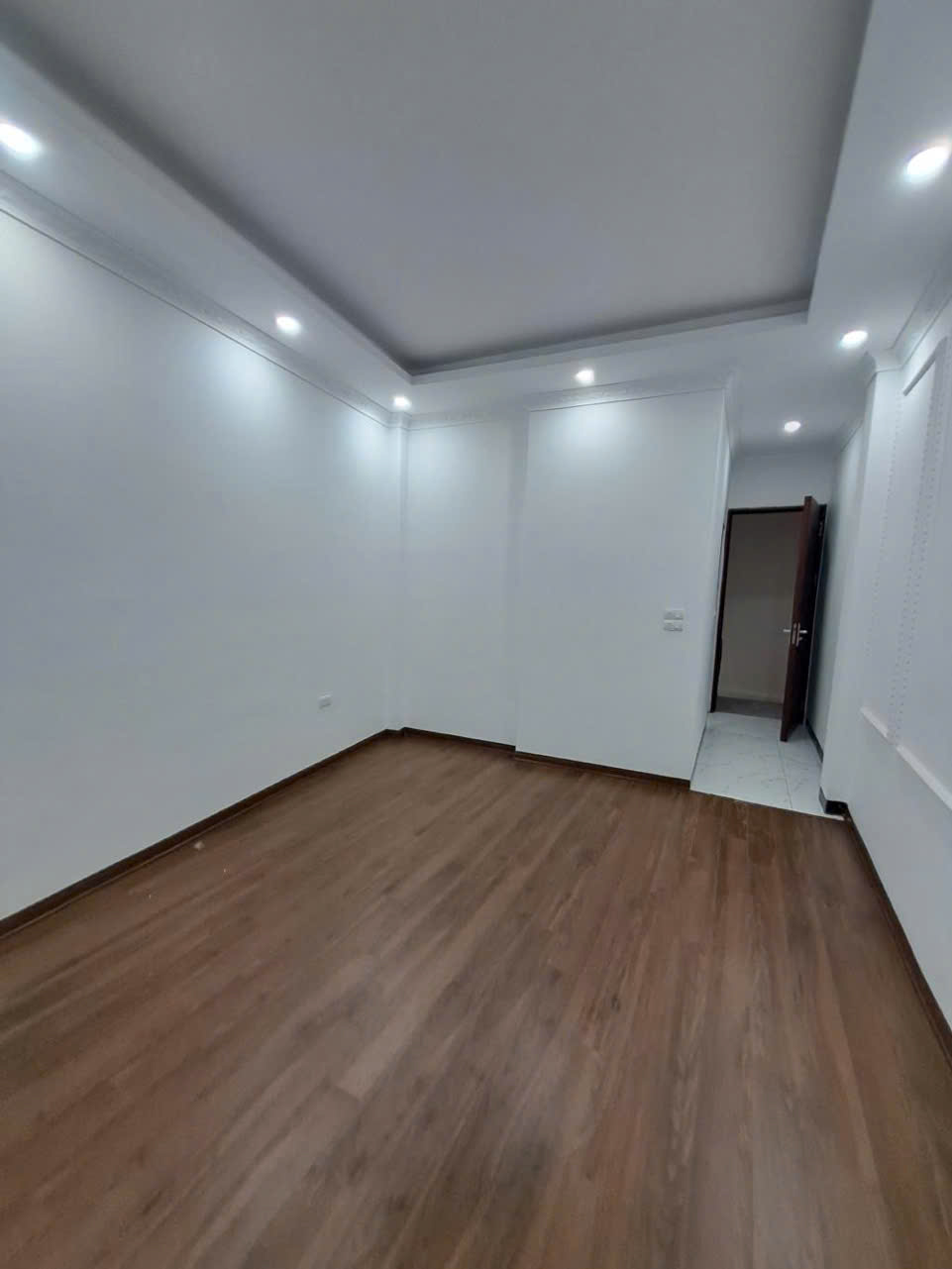 Bán nhà Láng Hạ, Thành Công Ba Đình. 5 tầng 30m2