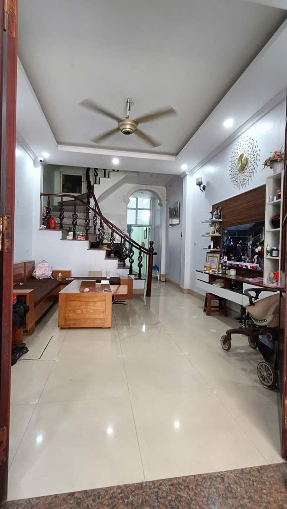 Bay ngay nhà đẹp Ngọc Hồi, Thanh Trì, giá 7 tỷ, nhà vừa ở vừa kinh doanh