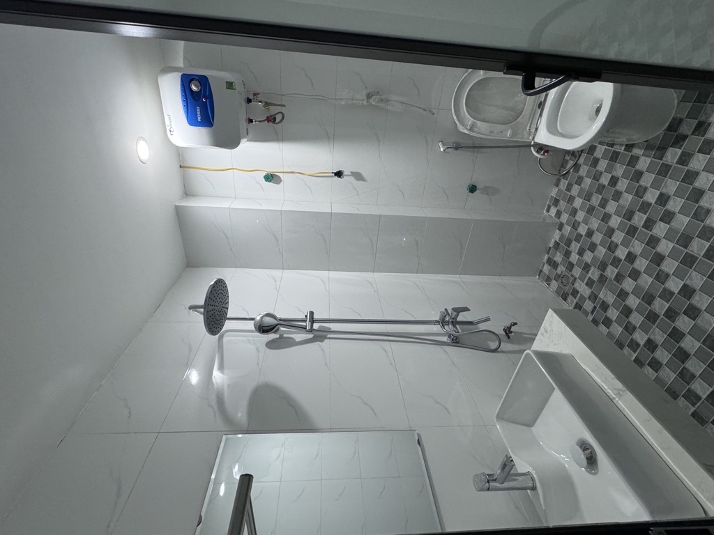  NHÀ MỚI XÂY – ĐẸP LUNG LINH – Ở NGAY – KHÔNG KHÍ TRONG LÀNH