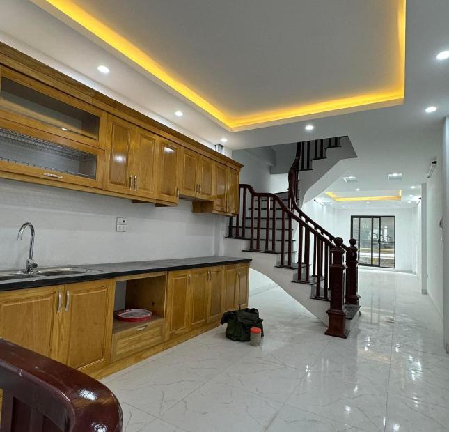 NHÀ MỚI SANG TRỌNG, 59M2 x 4T, KHOẢNG 8.9 TỶ, Ô TÔ ĐỖ  