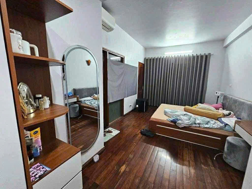 Nhà đẹp Chợ Xốm – Hà Đông, Ô tô đỗ cửa, 3 bước ra Phố, Ở Ngay, 5 tầng* 37 Mét, 4,x tỷ.