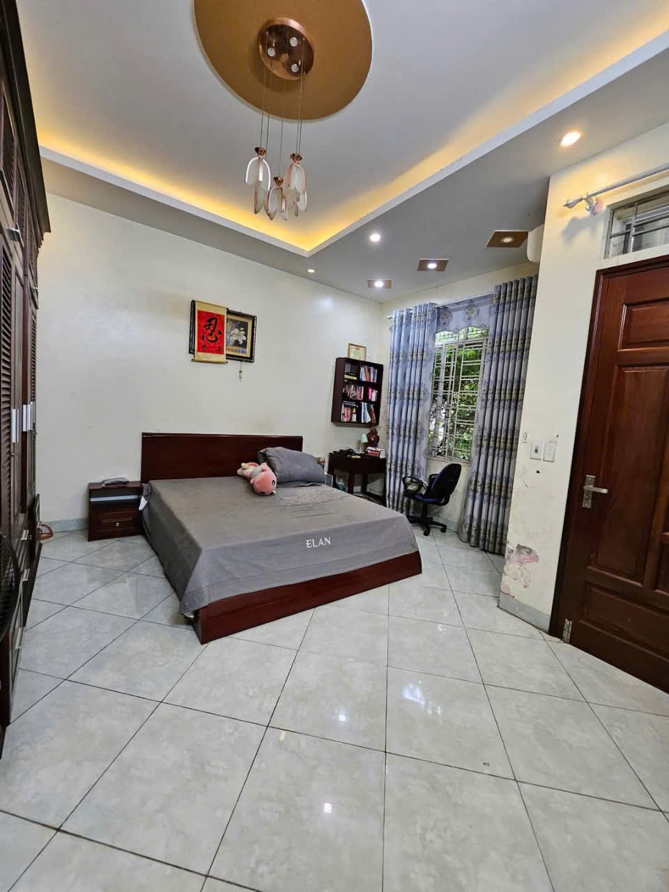 Nhà đẹp Nguyễn Trực – Hà Đông, Lô Góc, Kinh doanh, Ô tô qua cửa, 5 Tầng, 39 mét.