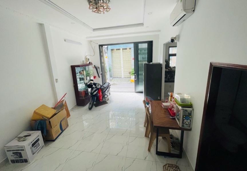 TÂN BÌNH - HẺM XE HƠI 1TRỤC THẲNG - SÁT BÊN MẶT TIỀN – NHÀ MỚI Ở NGAY – TẶNG FULL NỘI THẤT - 4.9 TỶ