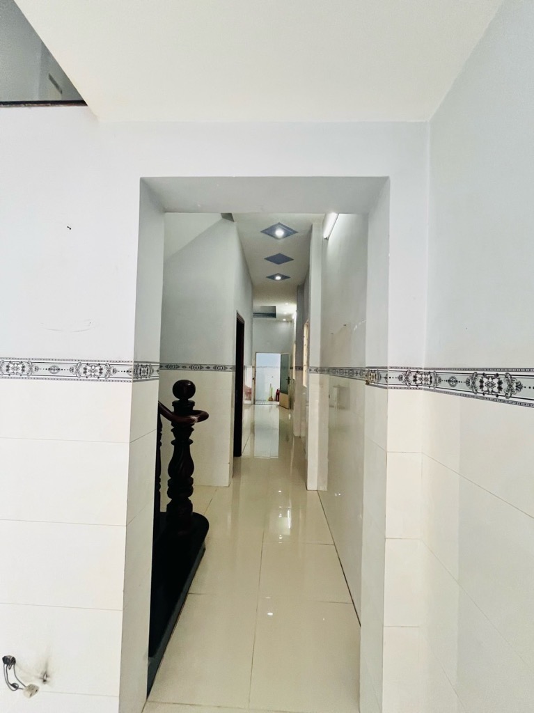 Nhà bán. Quận Bình Tân 160m2 nhỉnh 6, 9tỷ