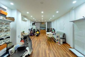 Căn hộ dịch vụ cao cấp đang cho thuê - full nội thất - tiện ích xung quanh