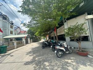 Nhà Giá Tốt Quận 12 – 4 Tầng – Gần Gò Vấp – Hẻm Xe Hơi Tránh – SHR
