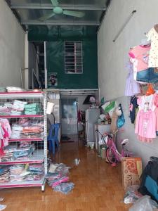 Trục chính kinh doanh sầm uất - tặng nhà cấp 4 có gác xép dọn về ở ngay , kinh doanh được luôn . Đa Lộc - kim chung - thiên Lộc
