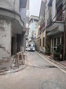 Cần bán nhà Nguyễn Chính nhà đẹp ở ngay dân chí cao