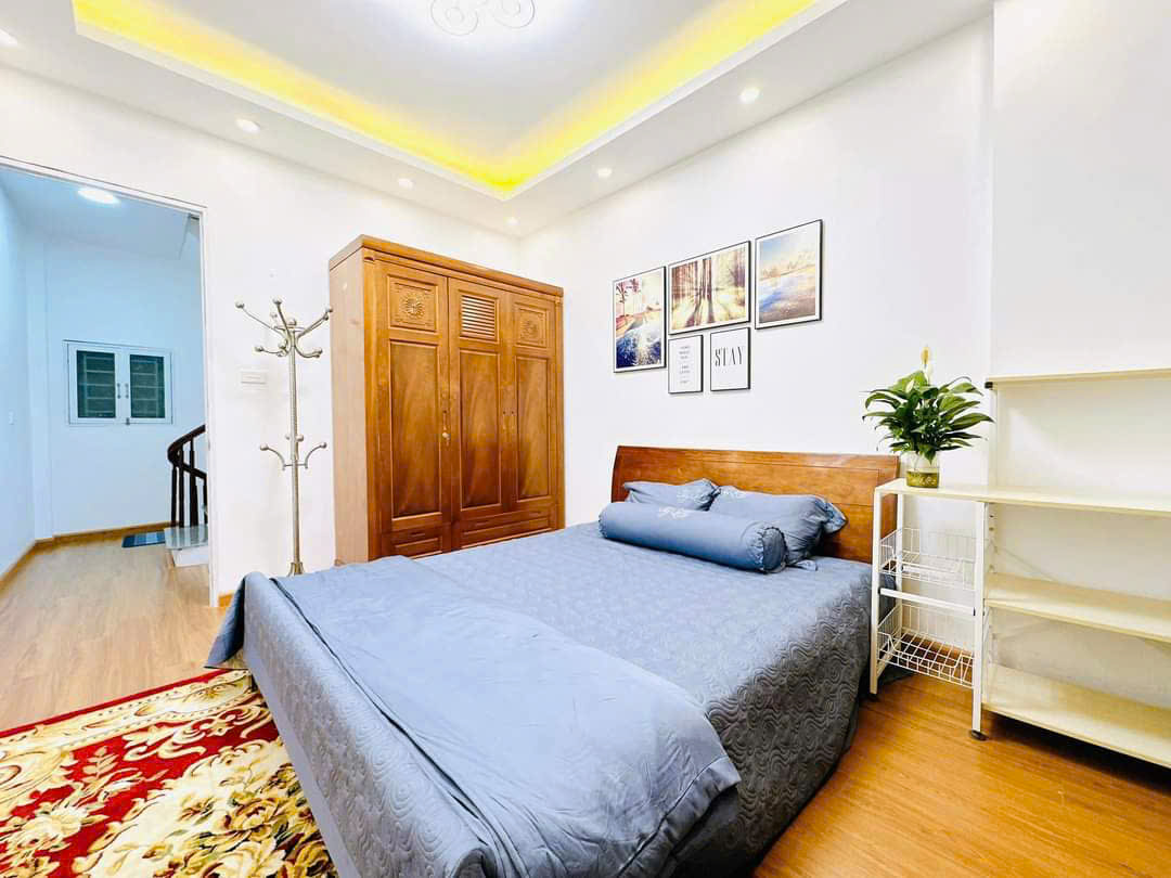 VỊ TRÍ VÀNG ! Bán nhà ngõ thông Tam Khương 43m2 x 5t, dân xây ở ngay