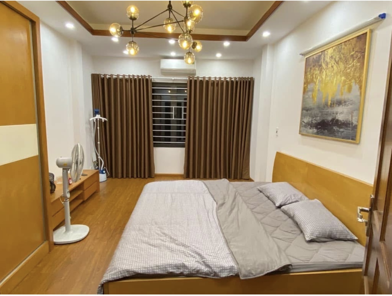 Nhà Hai Bà Trưng - thoáng - đẹp