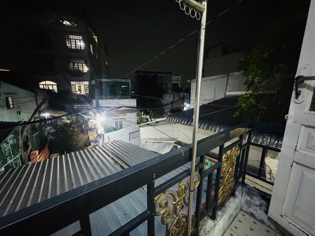 BÁN NHÀ TO 71M2 NGANG 6M, NHỈNH 5 TỶ Q8, HẺM 4M