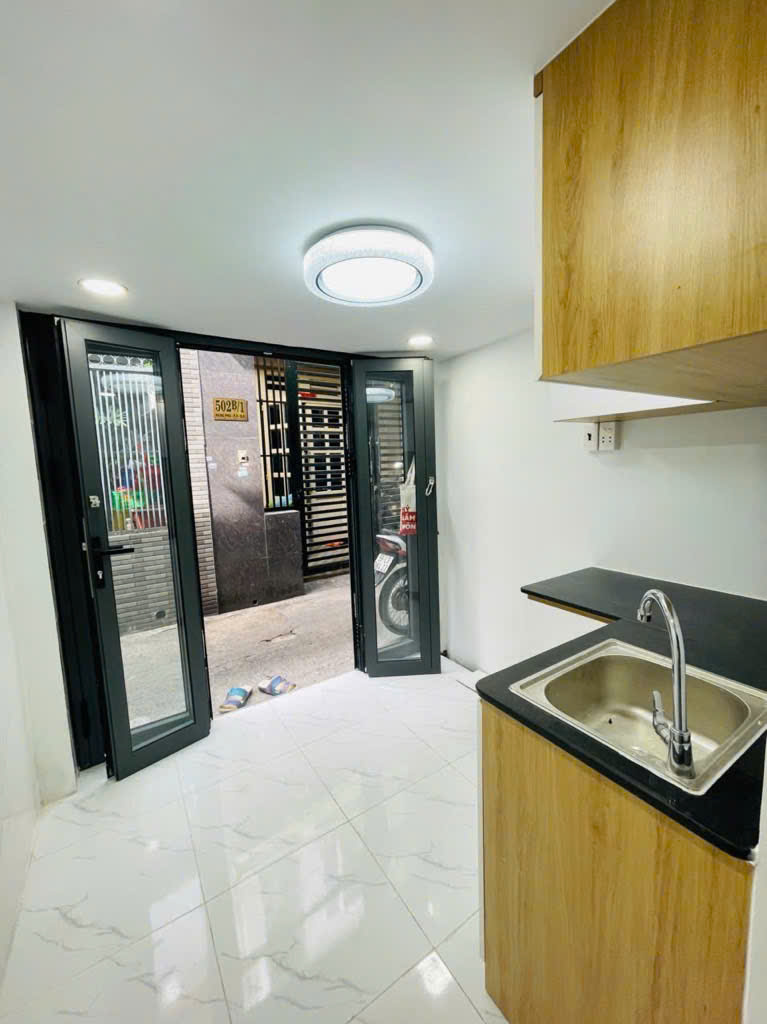 NHÀ ĐẸP HIẾM DƯỚI 1 TỶ, Q8 HẺM BA GÁC, 2 TẦNG DTSD 18M2