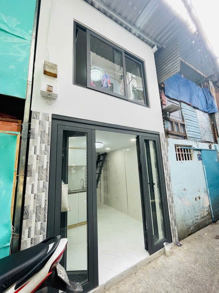 NHÀ ĐẸP HIẾM DƯỚI 1 TỶ, Q8 HẺM BA GÁC, 2 TẦNG DTSD 18M2