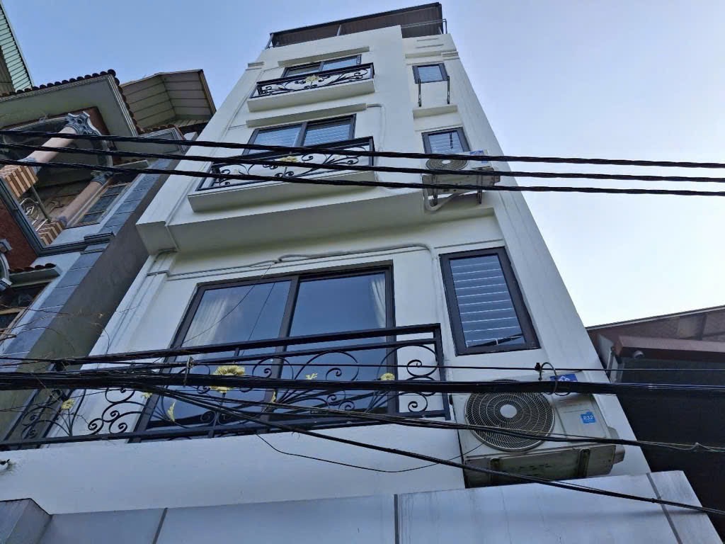 Nhỉnh 4 Tỷ - Nhà đẹp Yên Bình - Yên Nghĩa DT 35mx4T thang bộ thiết kế hiện đại full nội thất 15m ra đường ô tô tránh nhau