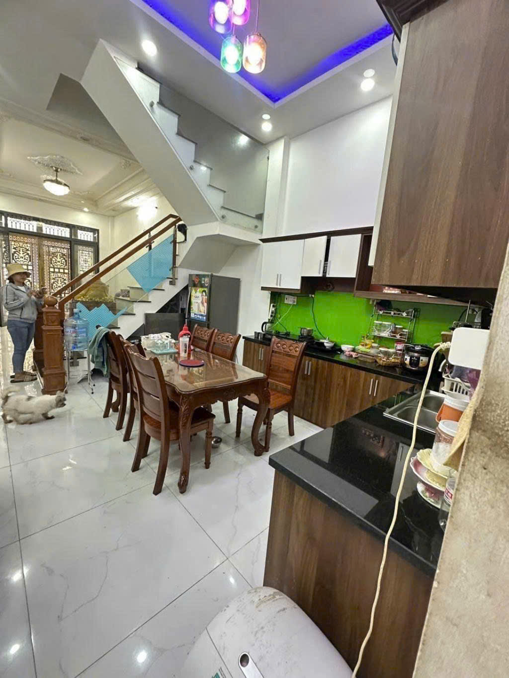 BÌNH TÂN 3 TẦNG VỪA Ở VỪA KINH DOANH THOẢI MÁI