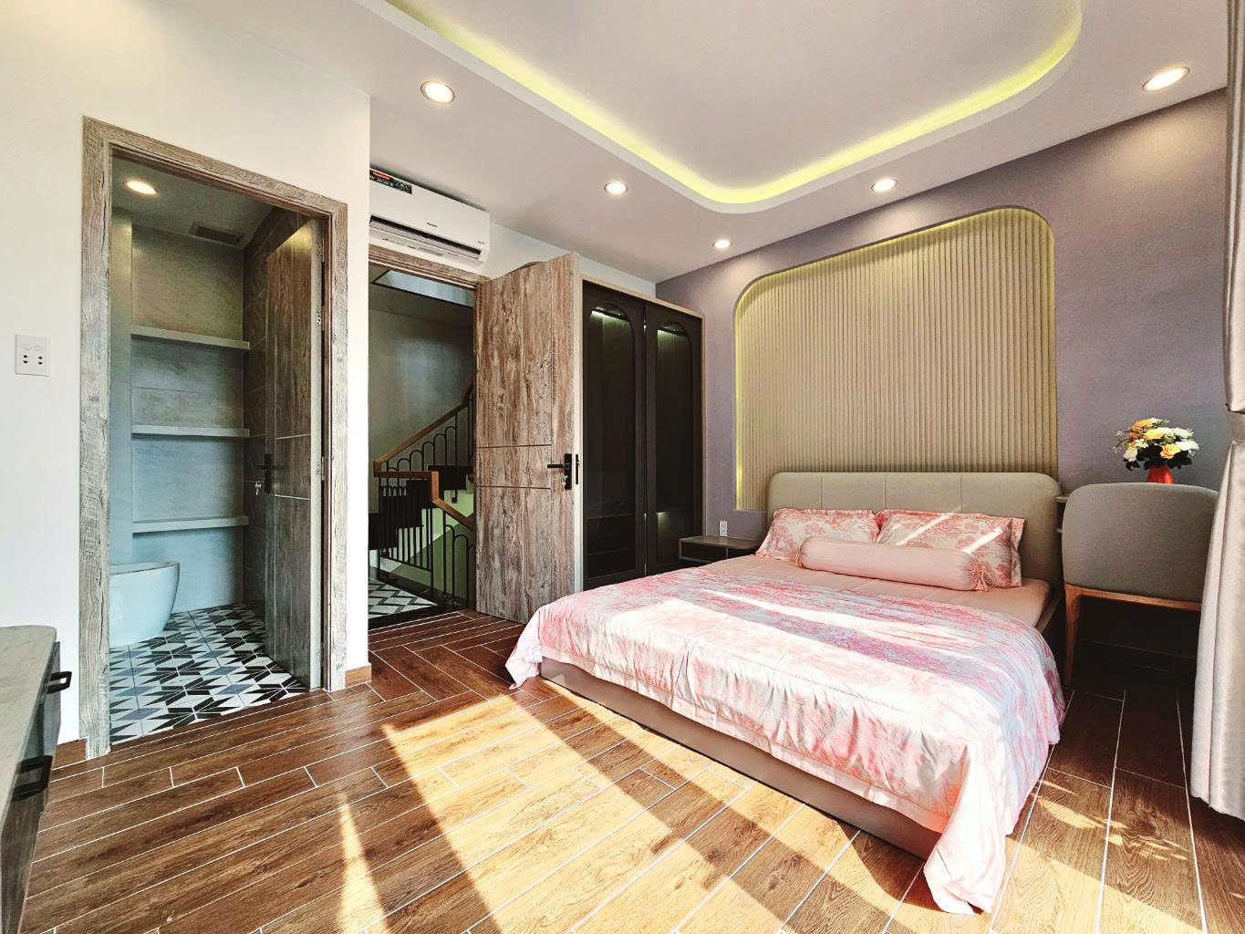 NHÀ MỚI ĐẸP FULL NỘI THẤT