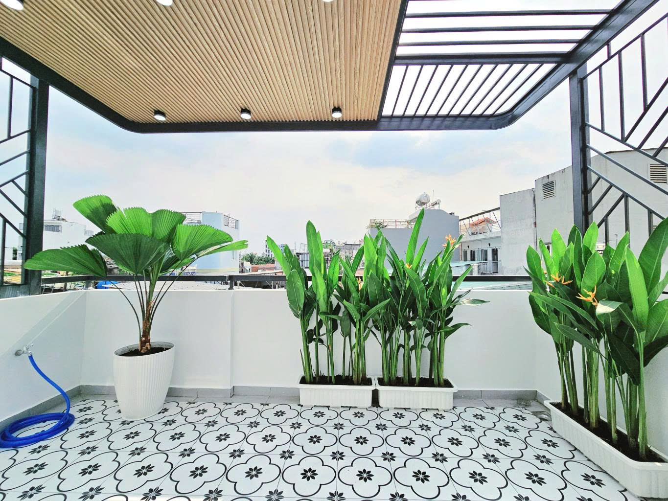 NHÀ MỚI ĐẸP FULL NỘI THẤT